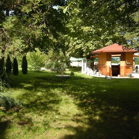 Park Hotel Persey Варна Екстер'єр фото