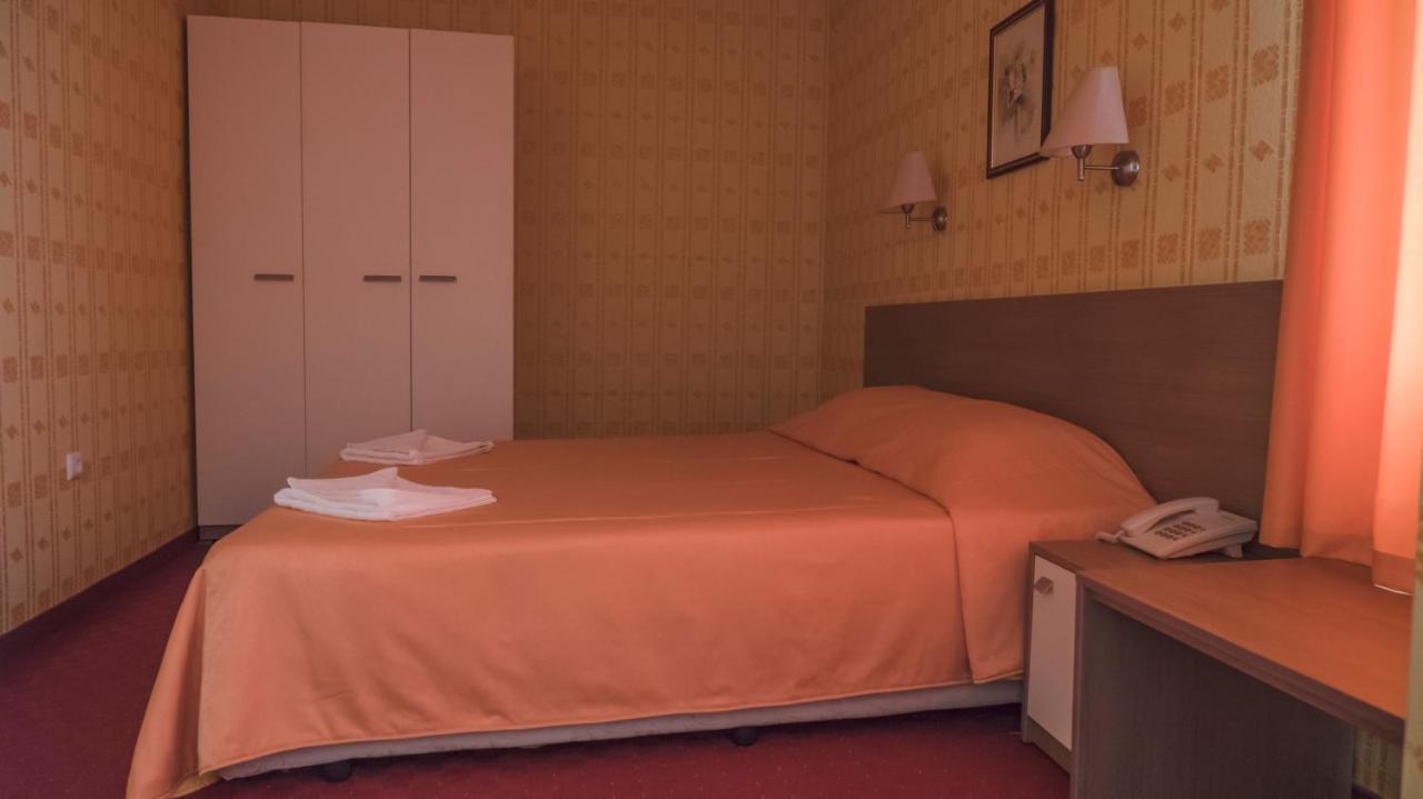 Park Hotel Persey Варна Екстер'єр фото