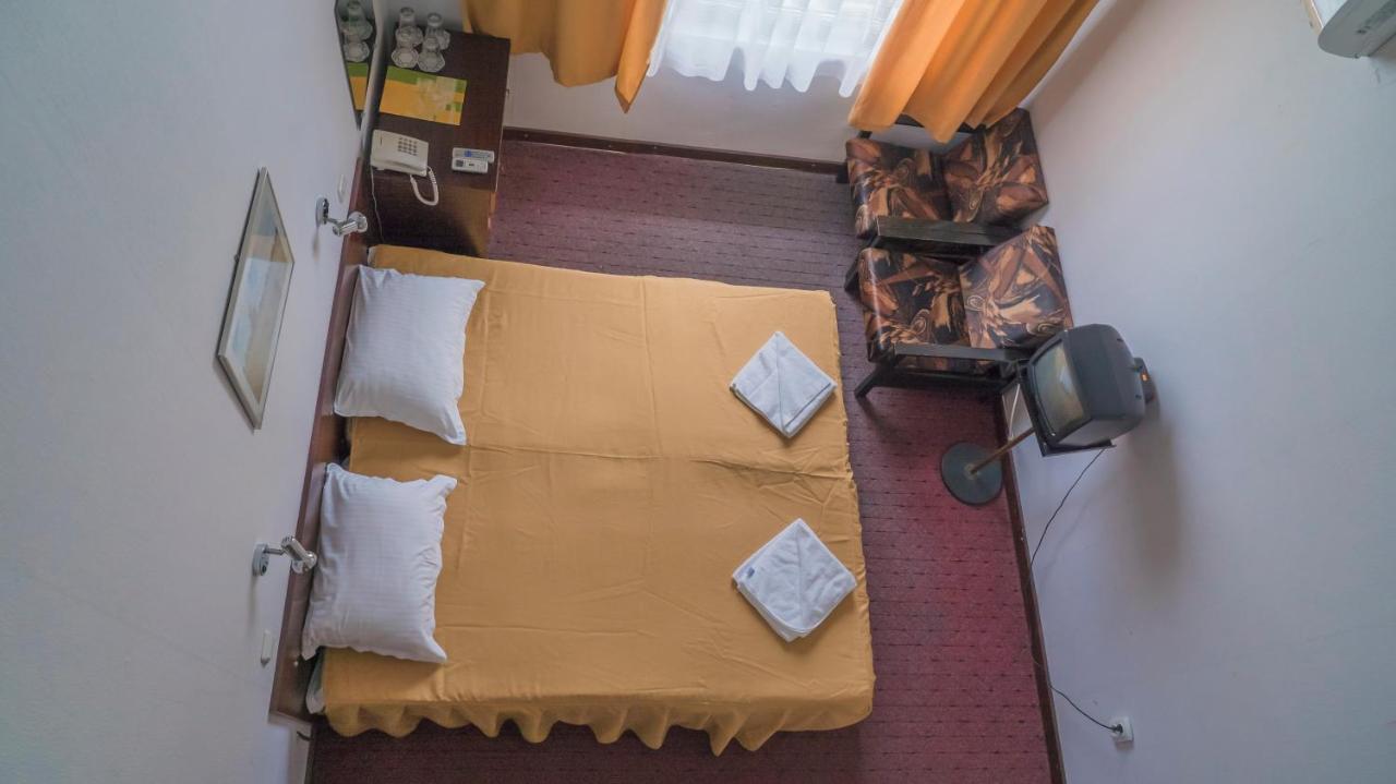 Park Hotel Persey Варна Екстер'єр фото