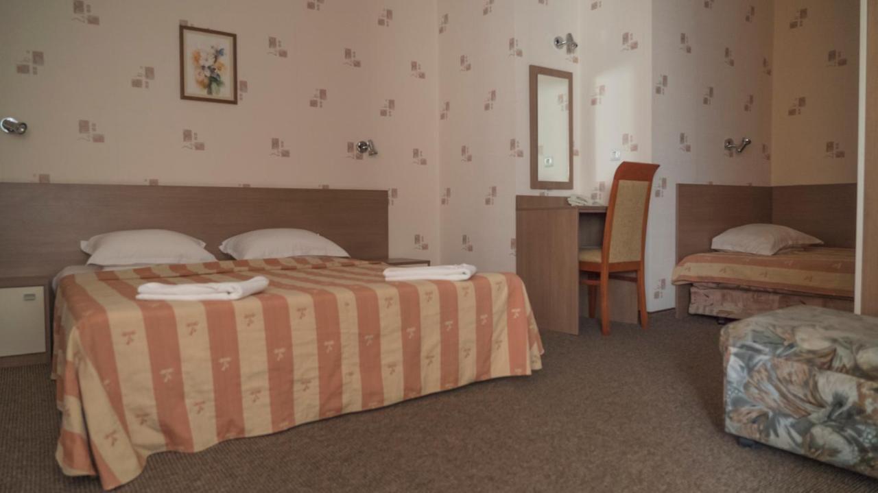 Park Hotel Persey Варна Екстер'єр фото