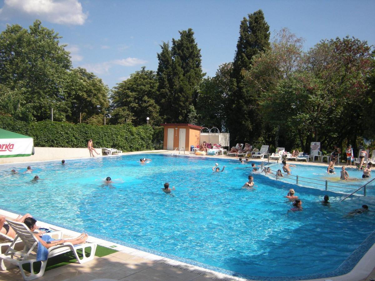 Park Hotel Persey Варна Екстер'єр фото