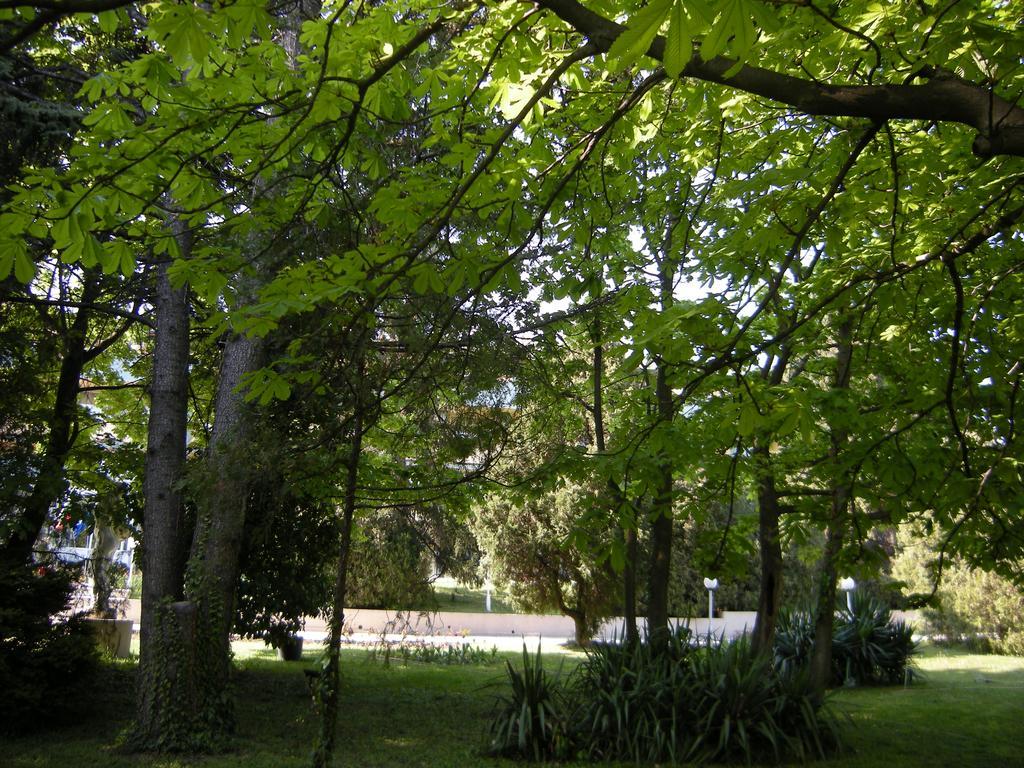 Park Hotel Persey Варна Екстер'єр фото